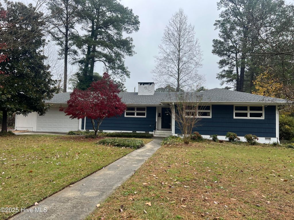 Photo of 1117 S 1st Street, Smithfield, NC 27577 (MLS # 100543855)