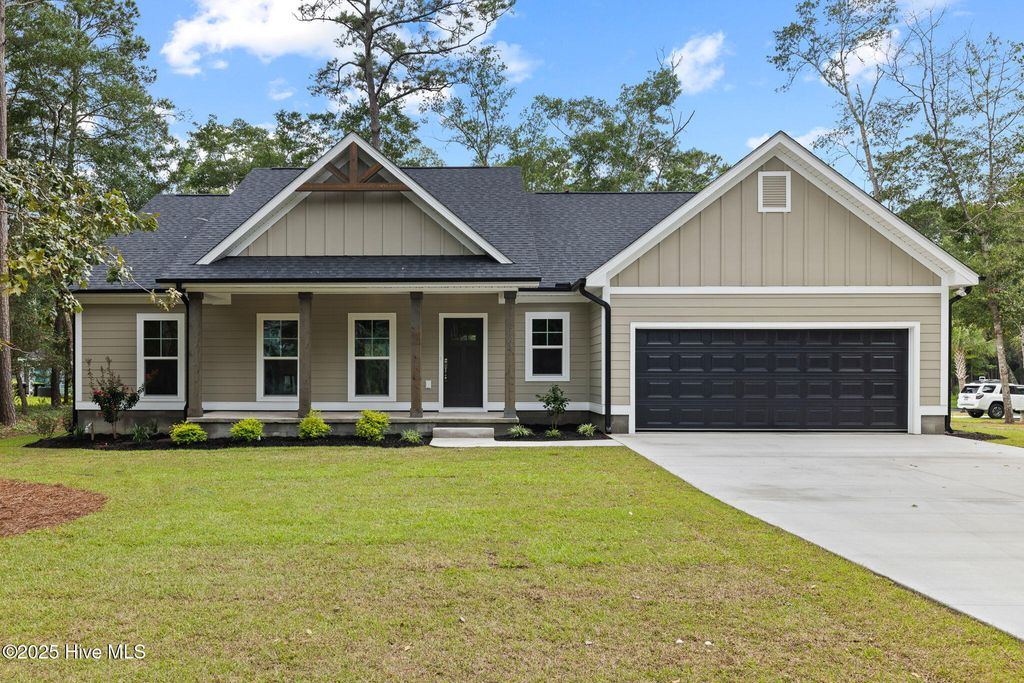 Photo of 745 Lakeside Drive SE #46, Bolivia, NC 28422 (MLS # 100513726)