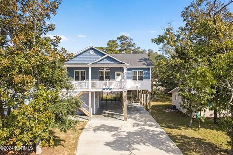 A home in Oak Island