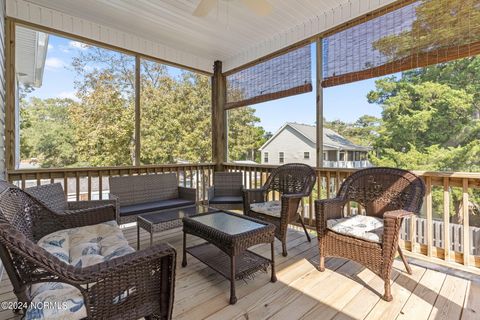 A home in Oak Island