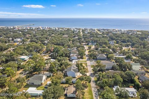 A home in Oak Island