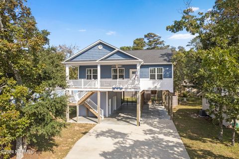 A home in Oak Island