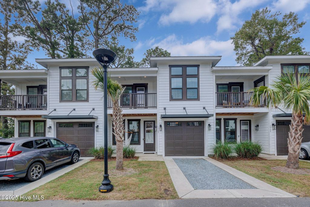 Photo of 1907 Seacottage Way, Wilmington, NC 28403 (MLS # 100530892)