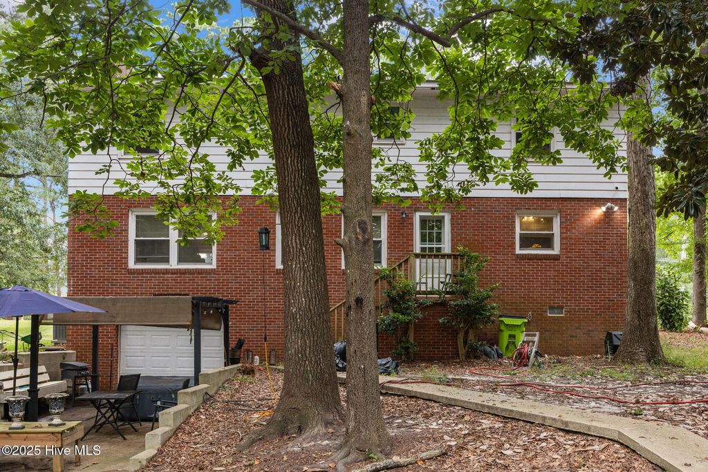 Photo of 6420 Fairway Drive, Grifton, NC 28530 (MLS # 100535408)