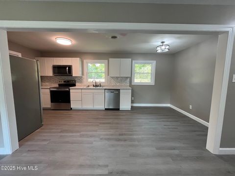 Tiny photo for 175 Kellumtown Road, Hubert, NC 28539 (MLS # 100535695)