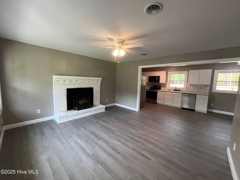 Tiny photo for 175 Kellumtown Road, Hubert, NC 28539 (MLS # 100535695)