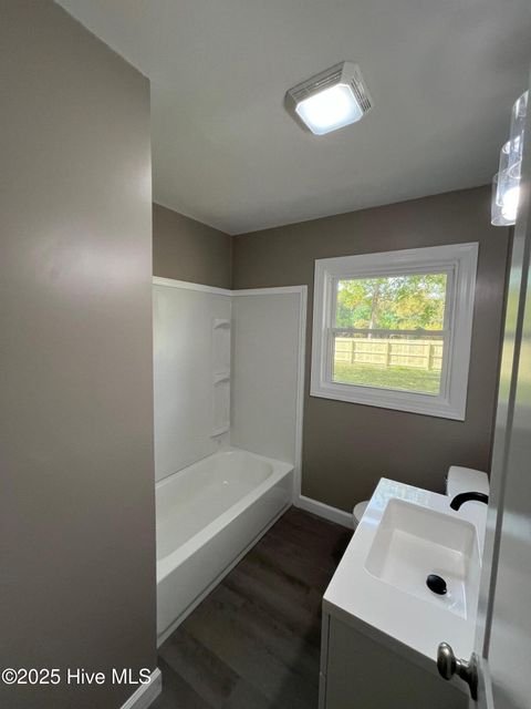 Tiny photo for 175 Kellumtown Road, Hubert, NC 28539 (MLS # 100535695)
