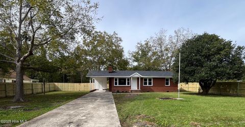Tiny photo for 175 Kellumtown Road, Hubert, NC 28539 (MLS # 100535695)