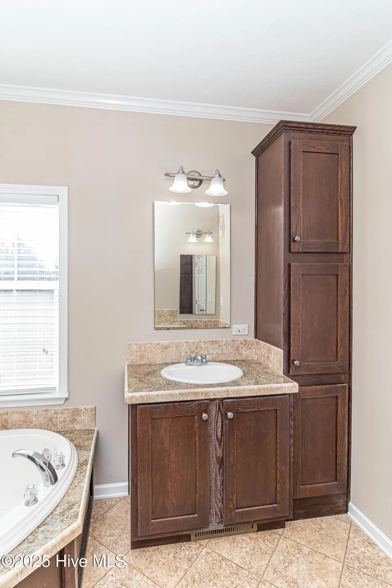 Farmville, North Carolina 27828, United States, 3 Bedrooms Bedrooms, ,2 BathroomsBathrooms,Residential,Active,59702