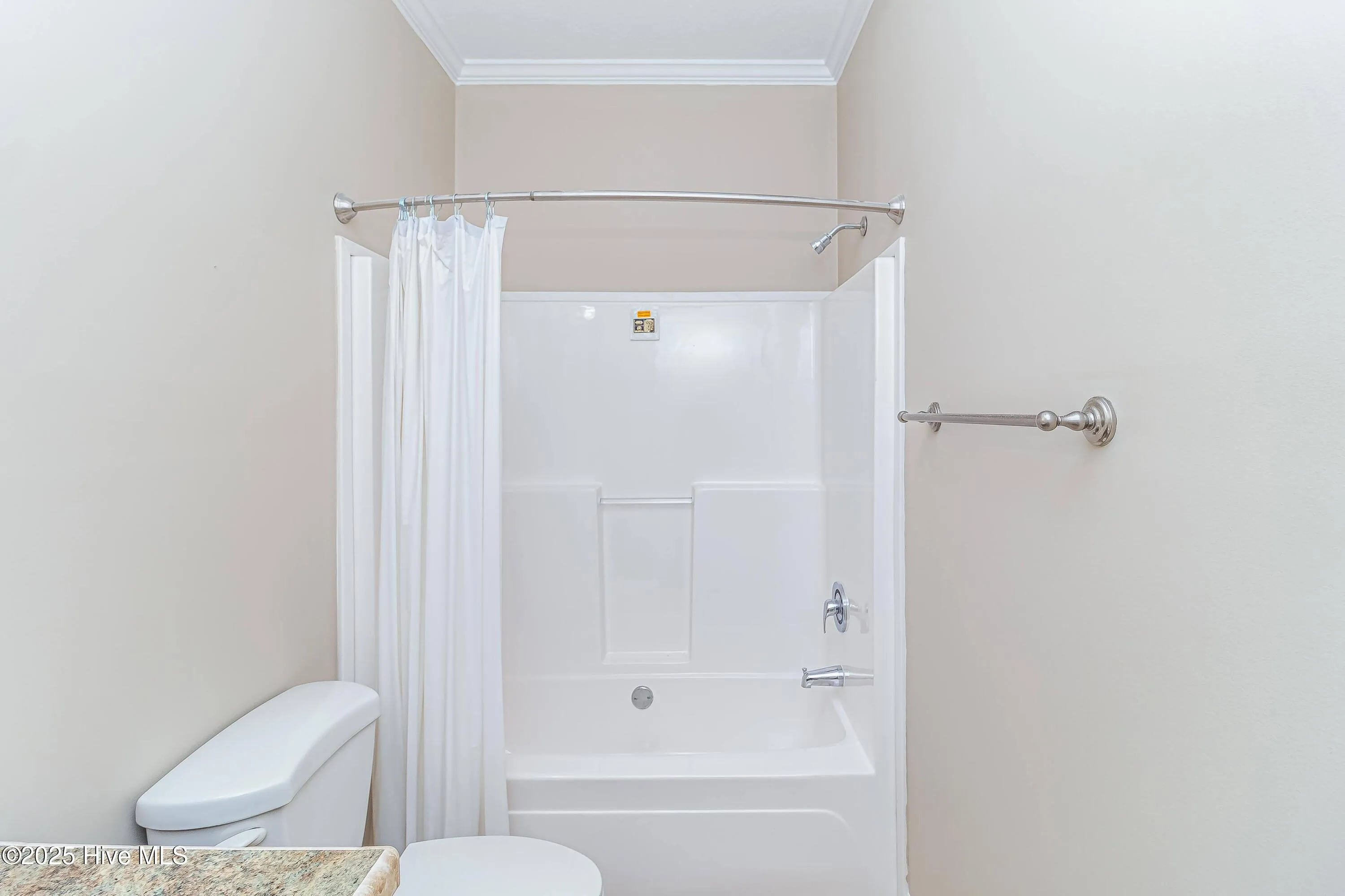 Farmville, North Carolina 27828, United States, 3 Bedrooms Bedrooms, ,2 BathroomsBathrooms,Residential,Active,59702