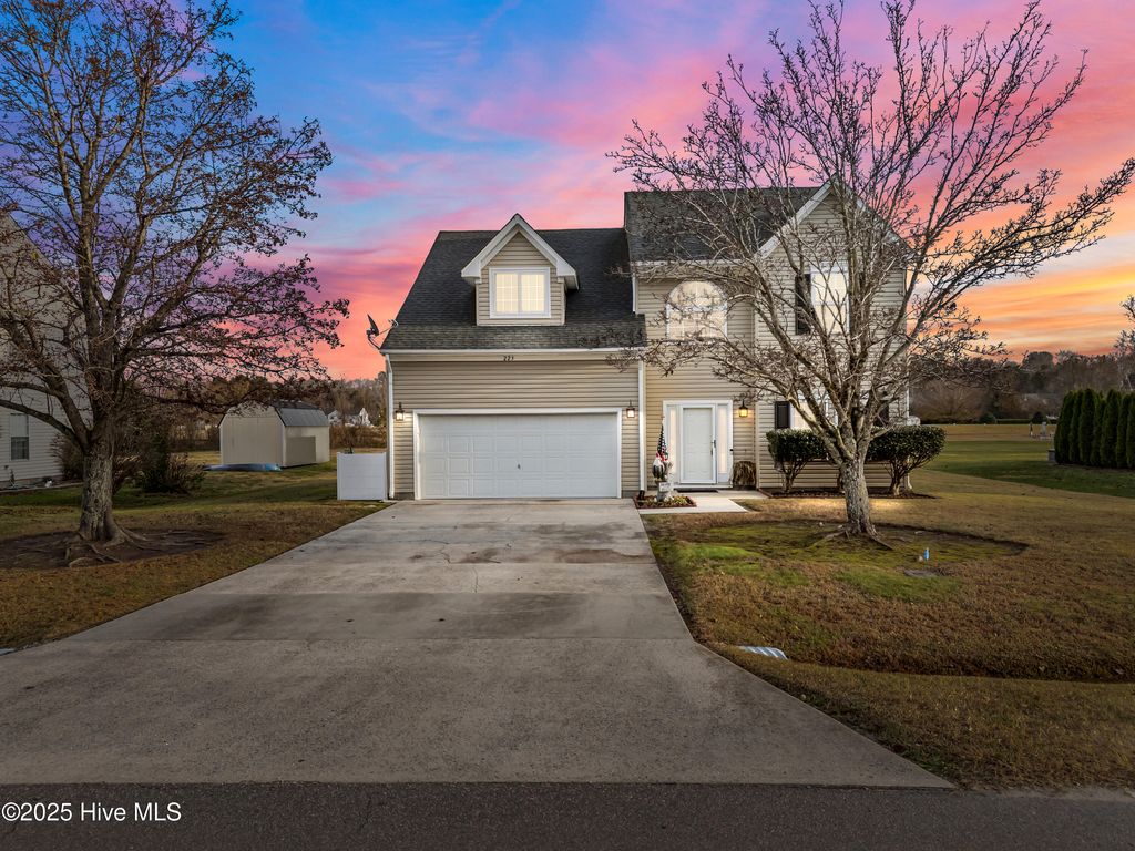 Photo of 223 Eagle Creek Road, Moyock, NC 27958 (MLS # 100544227)