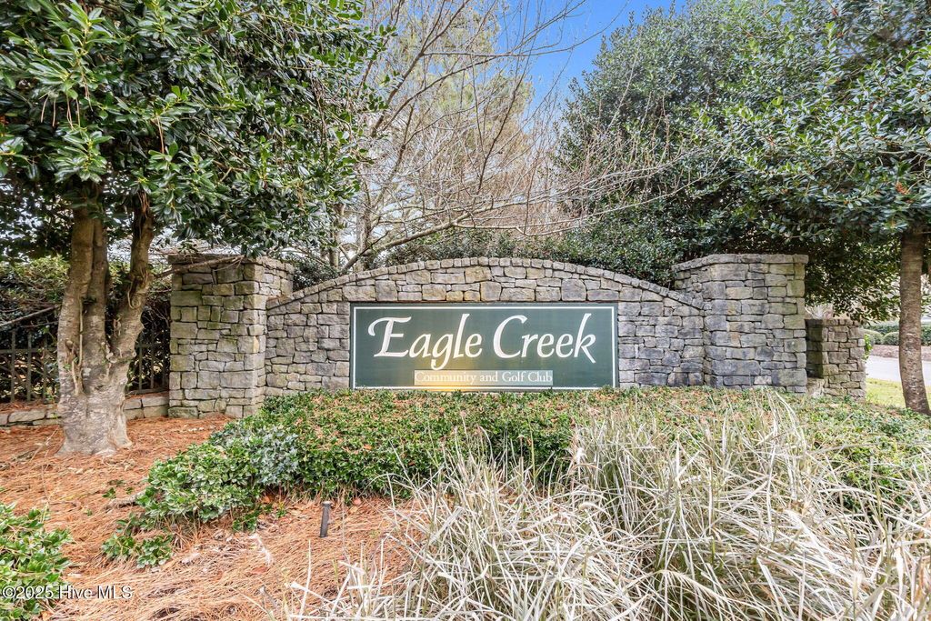 Photo of 223 Eagle Creek Road, Moyock, NC 27958 (MLS # 100544227)