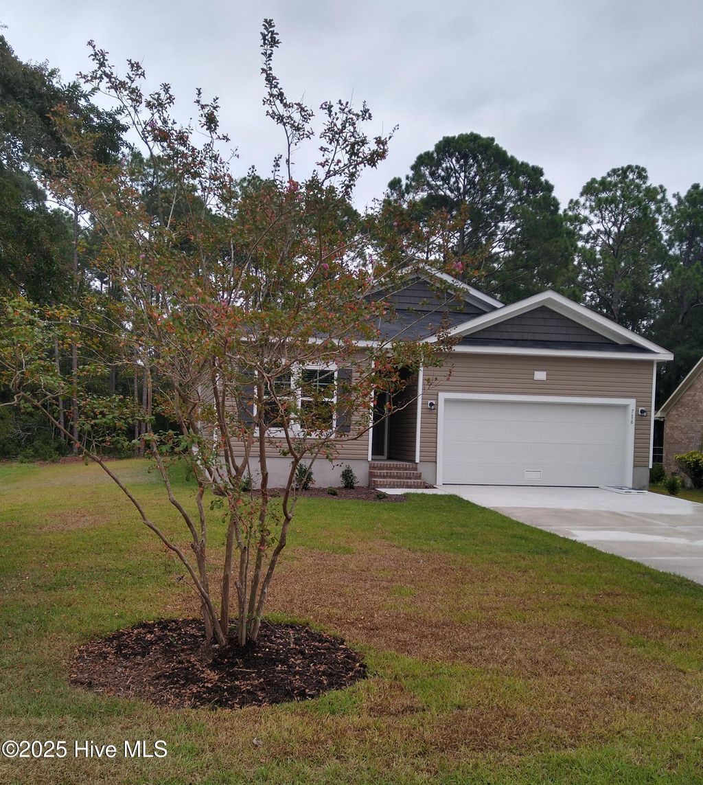 Photo of 716 Helm Drive, New Bern, NC 28560 (MLS # 100517872)