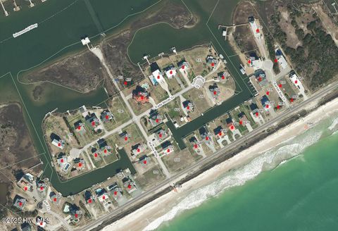 A home in North Topsail Beach