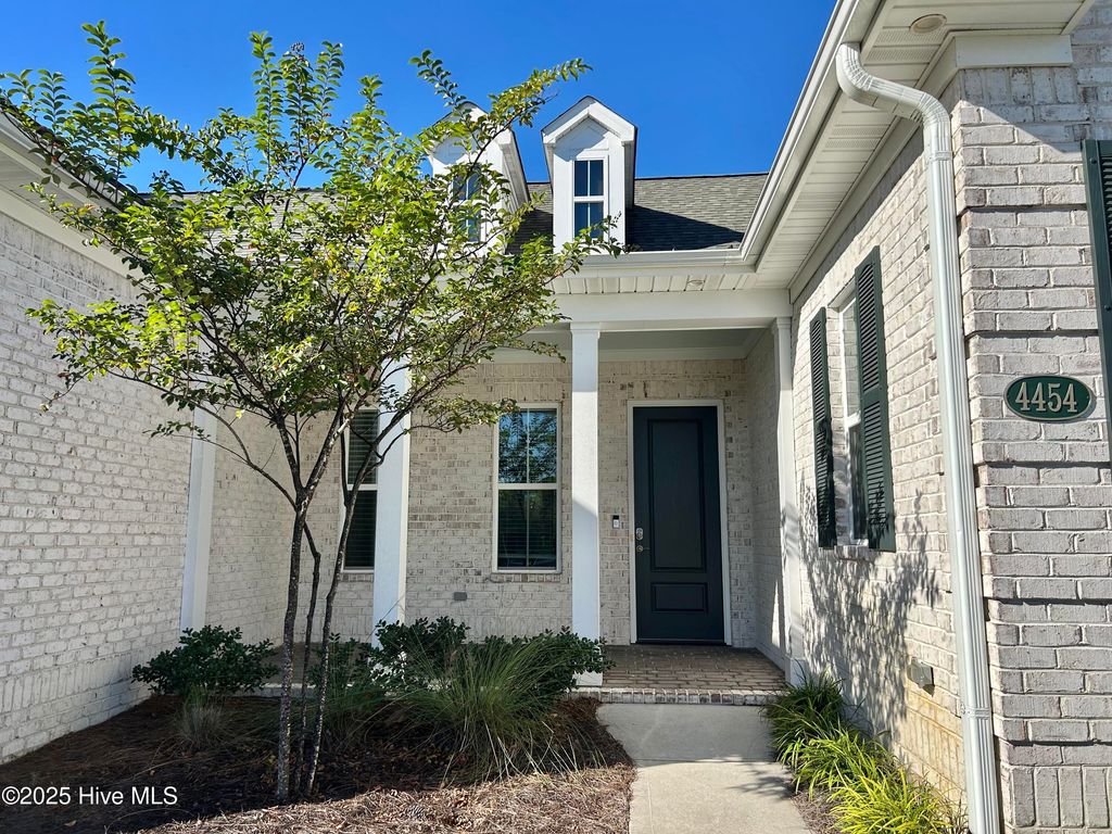 Photo of 4454 Bannock Circle, Wilmington, NC 28409 (MLS # 100536181)