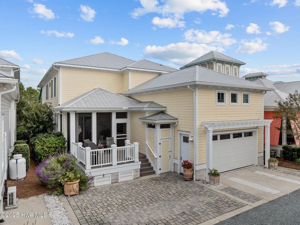 Photo of 1228 Croaker Lane, Carolina Beach, NC 28428 (MLS # 100535952)