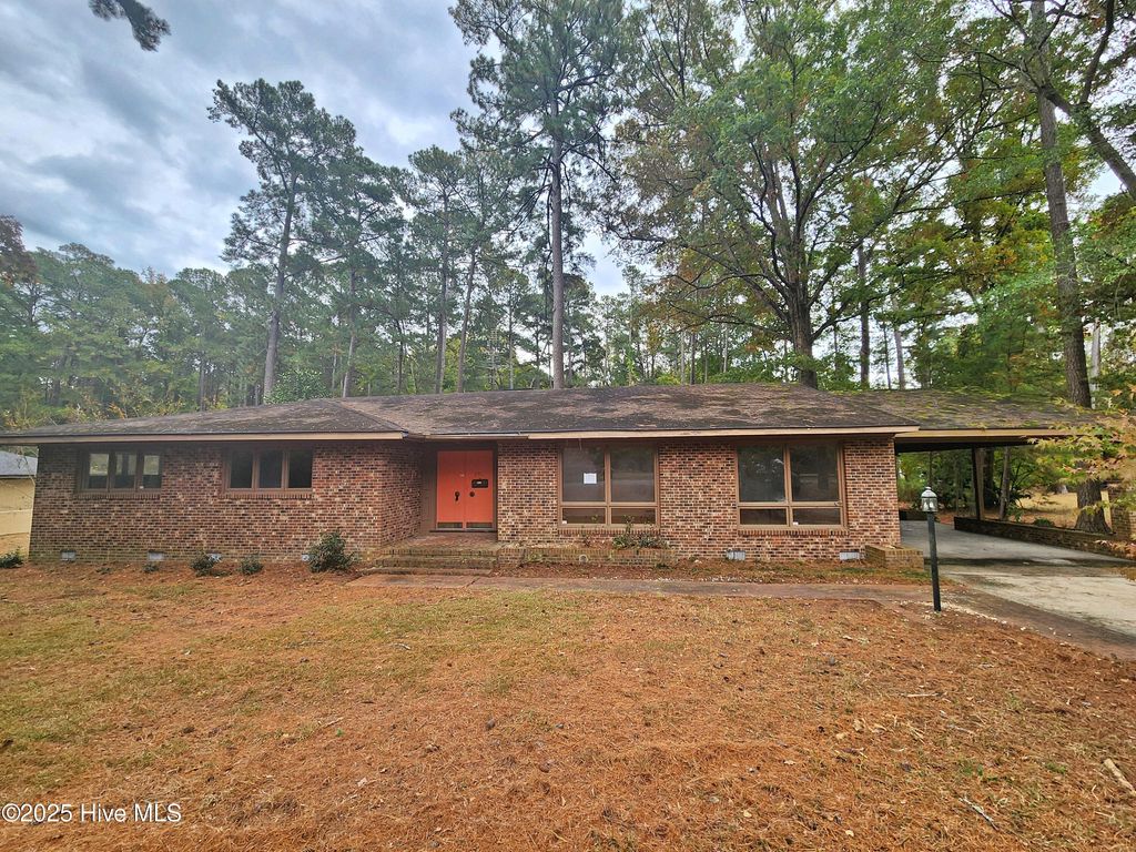 Photo of 210 Wilshire Boulevard N, Wilson, NC 27893 (MLS # 100538288)