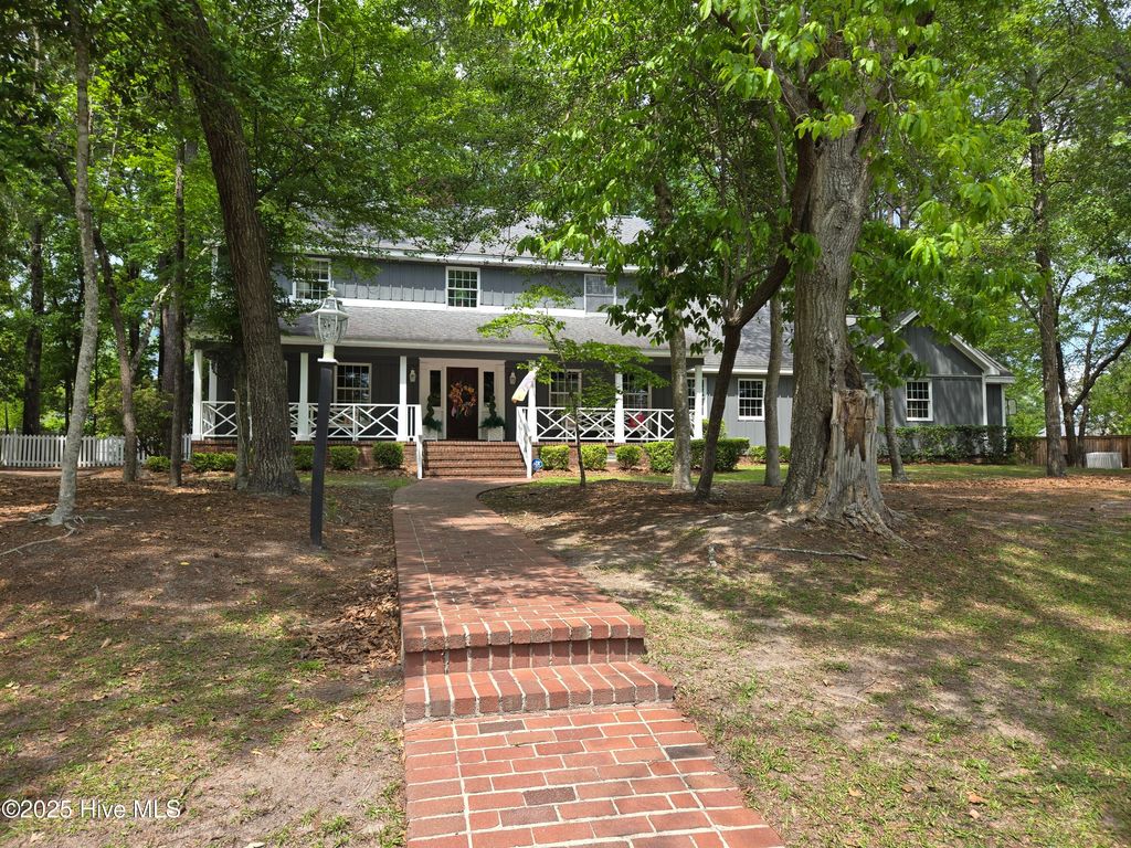 Photo of 112 Brookview Drive, Jacksonville, NC 28540 (MLS # 100506585)