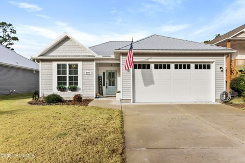 A home in Oak Island