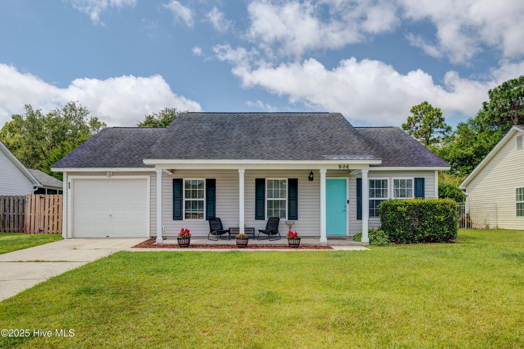 Photo of 804 Tisbury Lane, Wilmington, NC 28412 (MLS # 100517667)