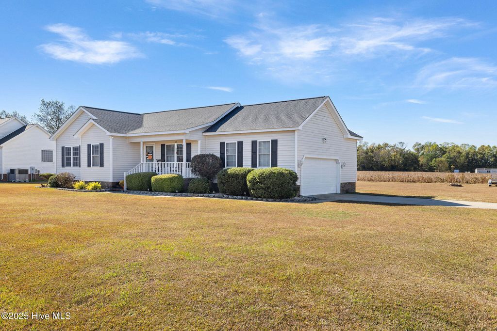 Photo of 133 Heron Drive, Goldsboro, NC 27534 (MLS # 100539219)