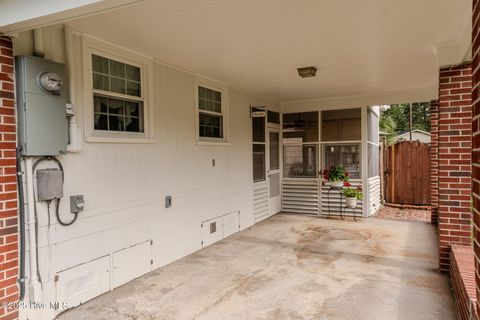 Tiny photo for 504 S Walker Street, Burgaw, NC 28425 (MLS # 100534320)