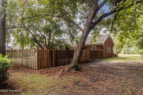 Tiny photo for 504 S Walker Street, Burgaw, NC 28425 (MLS # 100534320)