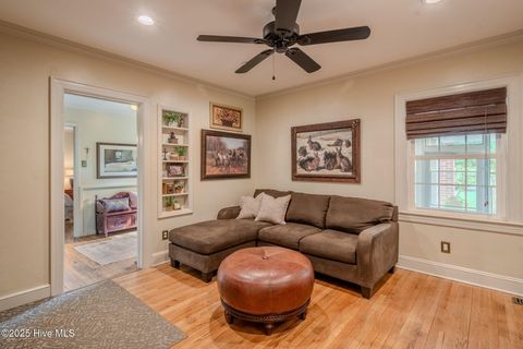 Tiny photo for 504 S Walker Street, Burgaw, NC 28425 (MLS # 100534320)