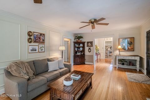 Tiny photo for 504 S Walker Street, Burgaw, NC 28425 (MLS # 100534320)