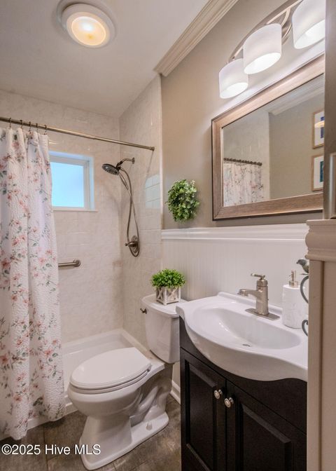 Tiny photo for 504 S Walker Street, Burgaw, NC 28425 (MLS # 100534320)