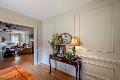 Tiny photo for 504 S Walker Street, Burgaw, NC 28425 (MLS # 100534320)