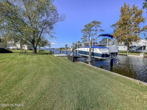 A home in Currituck