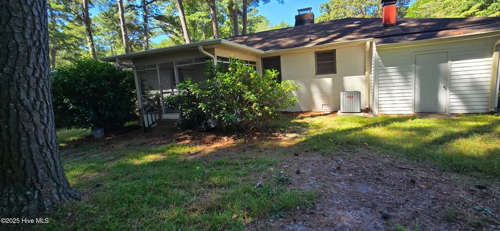 Photo of 209 Belvedere Drive, Greenville, NC 27834 (MLS # 100529108)