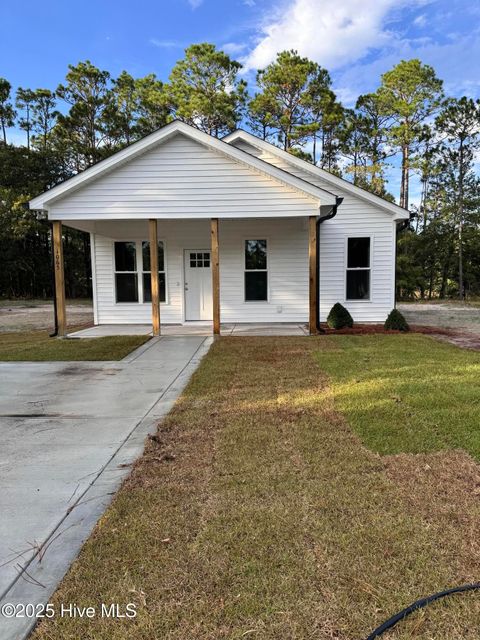 Photo of 1065 Greenview Road, Southport, NC 28461 (MLS # 100525467)
