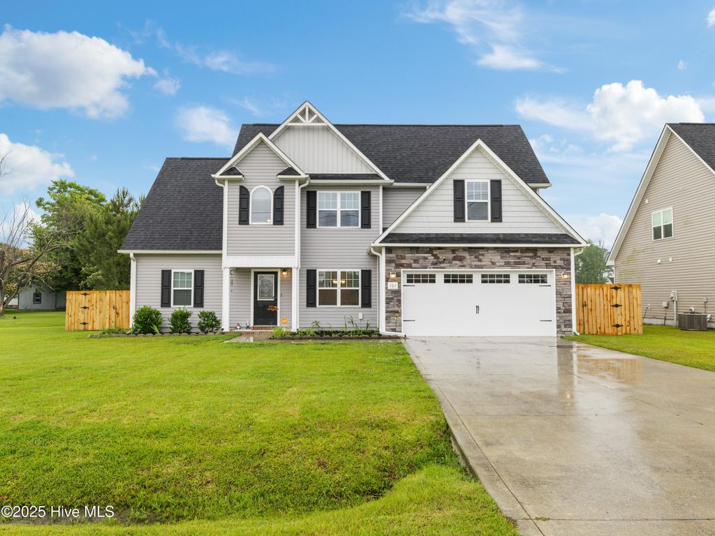 Photo of 101 Barnhouse Road, Jacksonville, NC 28546 (MLS # 100512056)