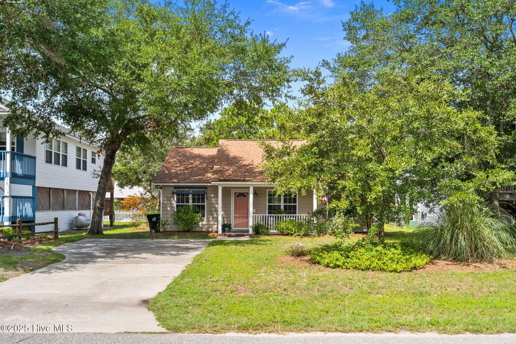 Photo of 213 NE 48th Street, Oak Island, NC 28465 (MLS # 100526754)