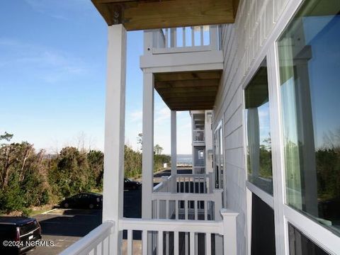 Condominium in Southport NC 700 Moore Street.jpg