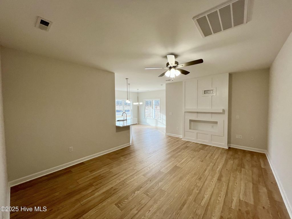 Photo of 401 Creeks Edge Drive, Pikeville, NC 27863 (MLS # 100534985)