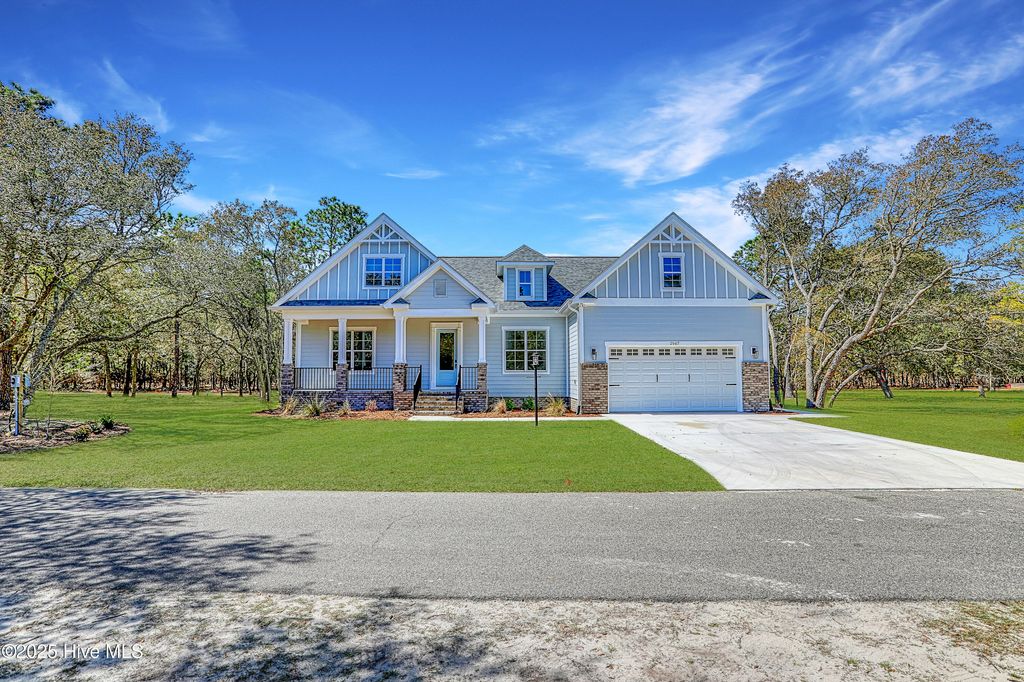 Photo of 2967 Lake Pointe Drive, Supply, NC 28462 (MLS # 100535738)