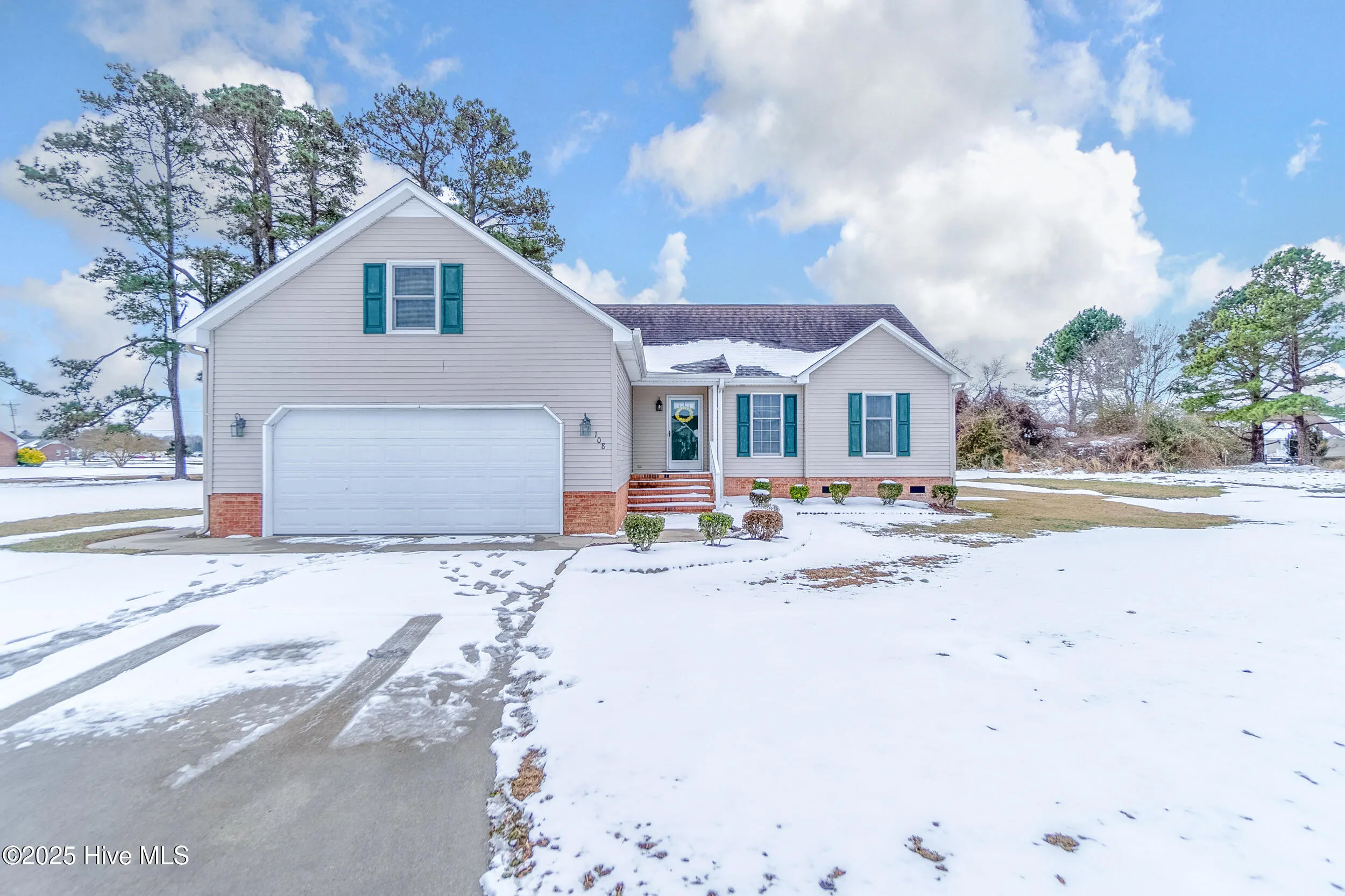 Elizabeth City, North Carolina 27909, United States, 3 Bedrooms Bedrooms, ,2 BathroomsBathrooms,Residential,Pending,14192