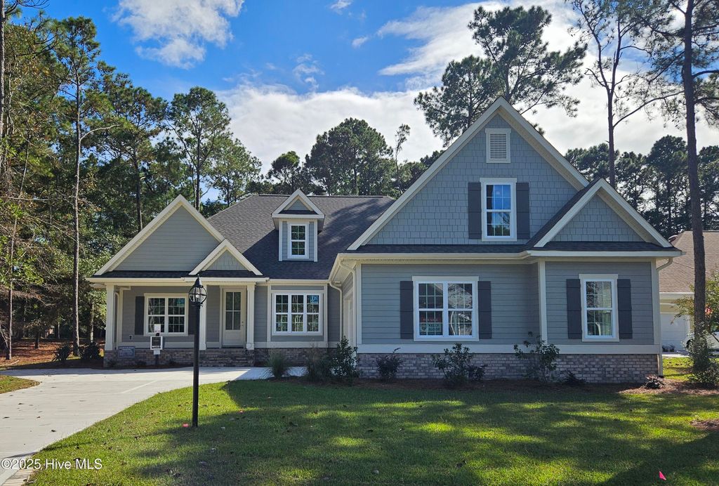 Photo of 367 Genoe&#39;S Point Road SW, Supply, NC 28462 (MLS # 100505838)