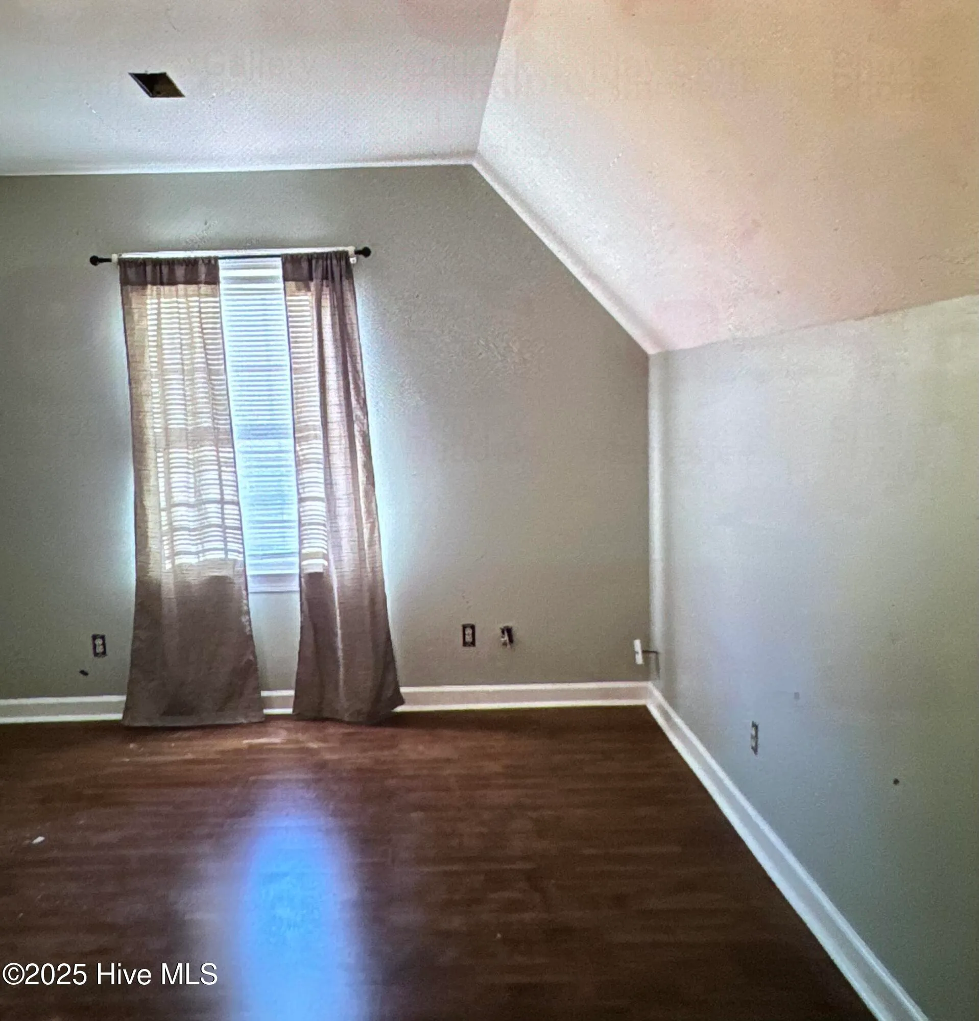 Goldsboro, North Carolina 27530, United States, 3 Bedrooms Bedrooms, ,2 BathroomsBathrooms,Residential,Active,22030