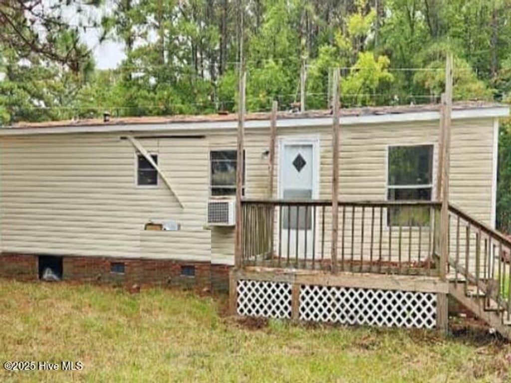 Photo of 104 Poole Road, Ahoskie, NC 27910 (MLS # 100535520)