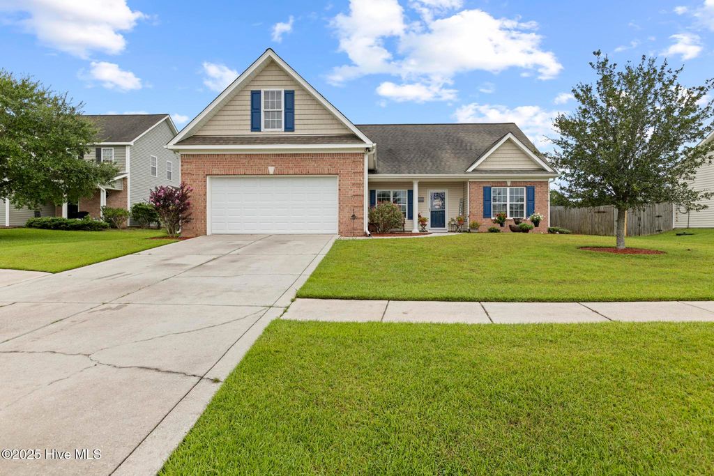 Photo of 113 Moonstone Court, Jacksonville, NC 28546 (MLS # 100525563)