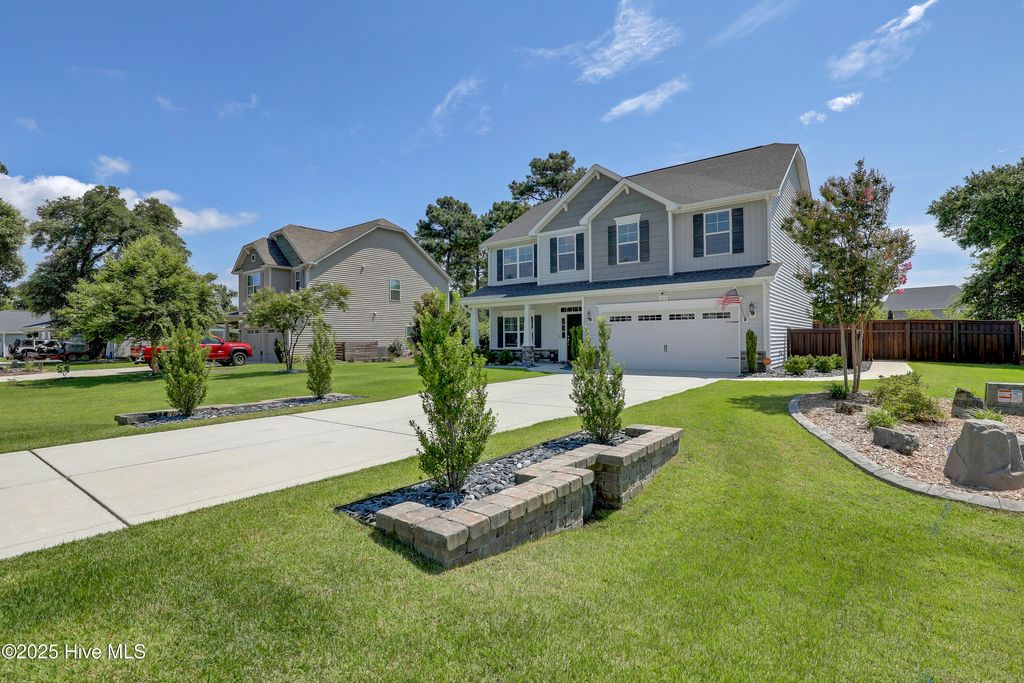 Photo of 313 Red Cedar Drive, Sneads Ferry, NC 28460 (MLS # 100528249)