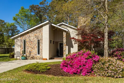 3606 E Hedrick Drive, Morehead City, NC 28557 - #: 100499740