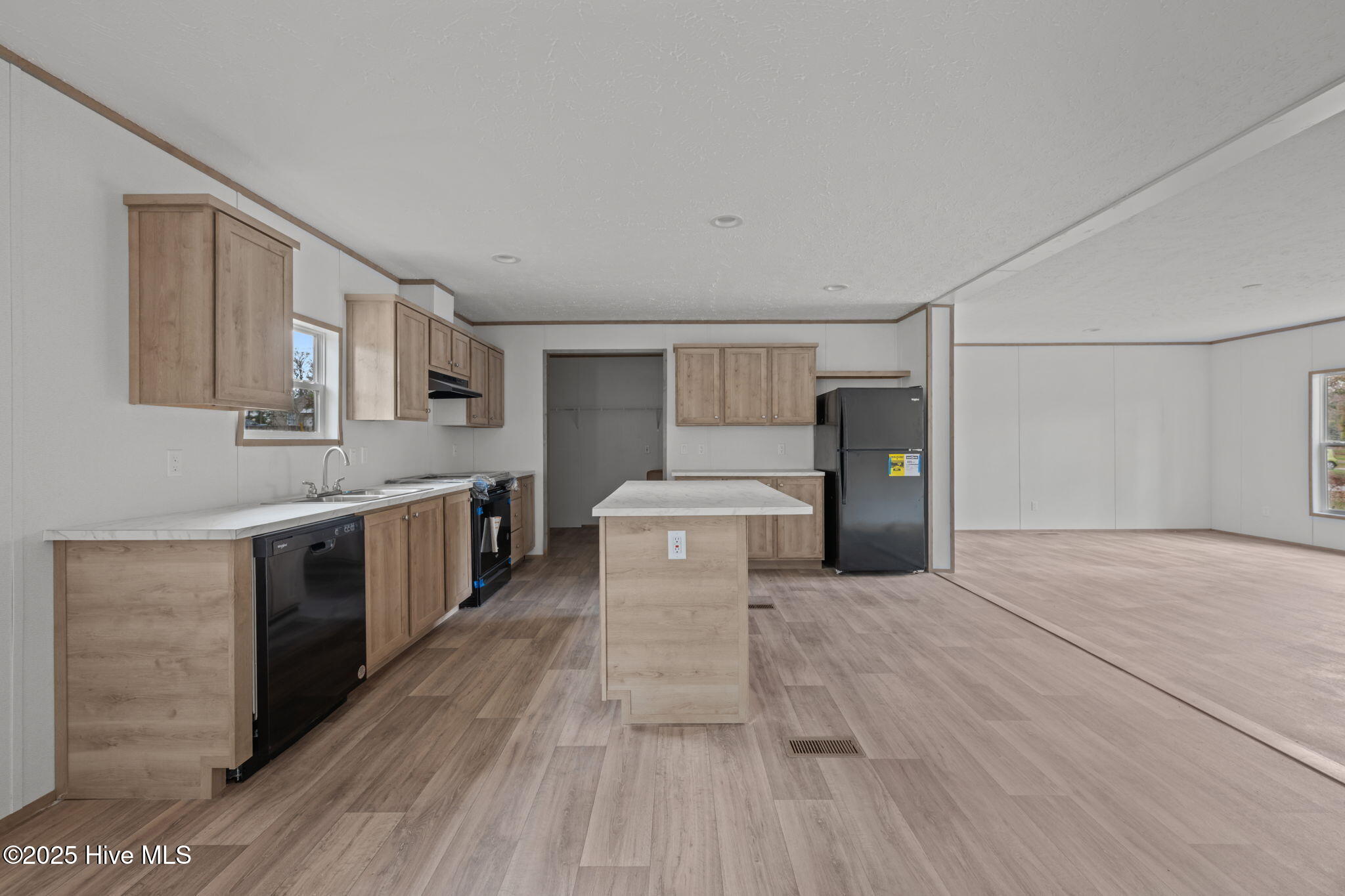 106 Lynnwayne Circle