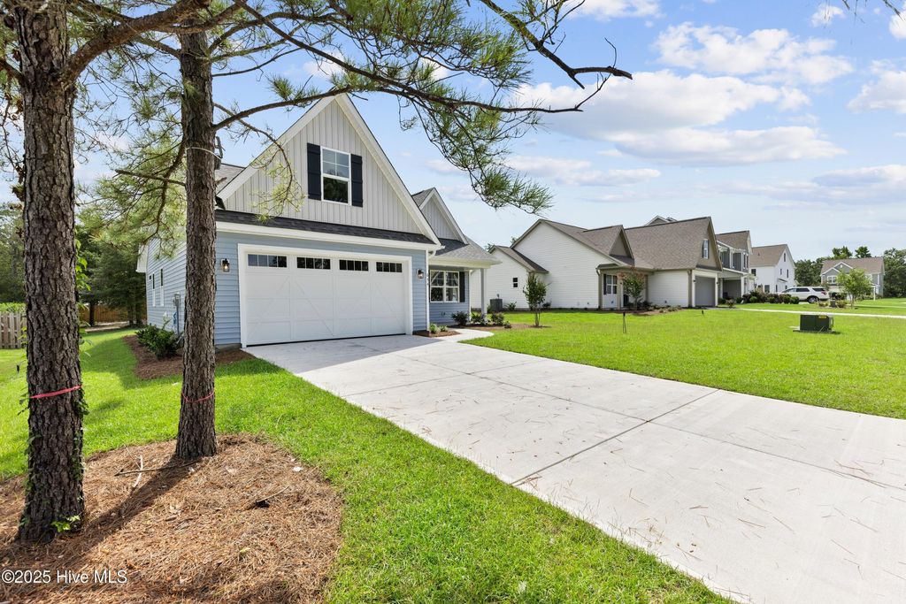 Photo of 654 Sanctuary Point SW, Supply, NC 28462 (MLS # 100524111)