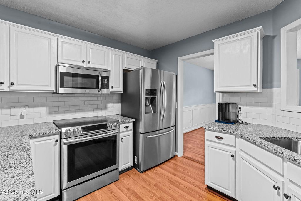 Photo of 40 Sawmill Road W, Pinehurst, NC 28374 (MLS # 100535294)