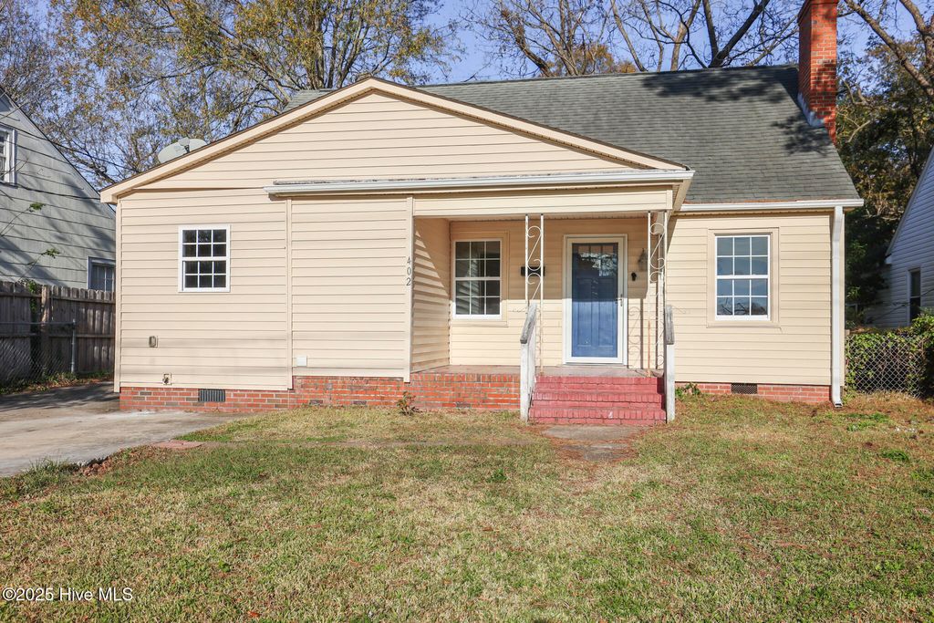 Photo of 402 Warlick Street, Jacksonville, NC 28540 (MLS # 100542091)